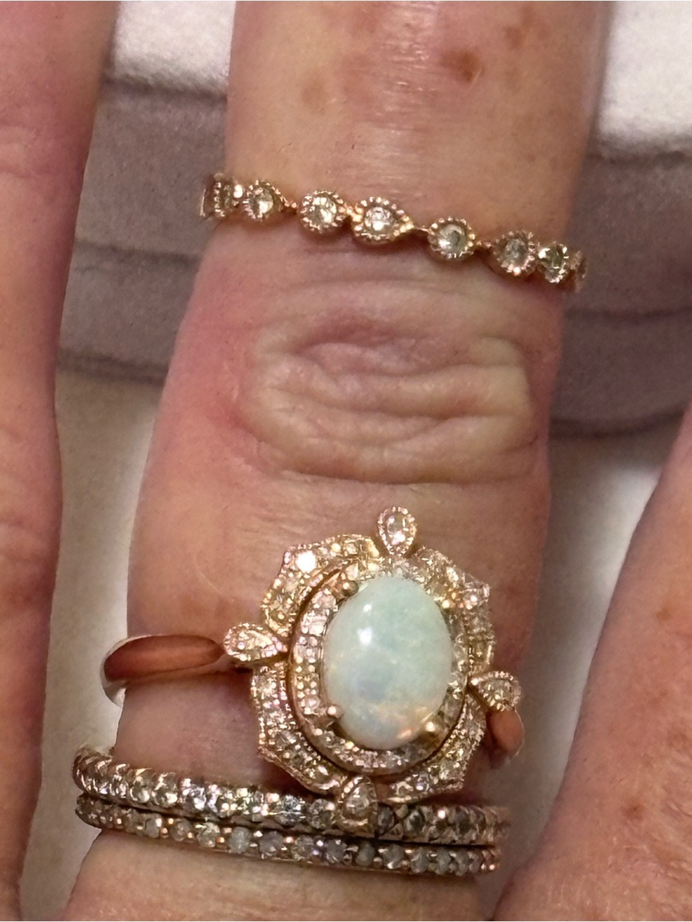 10k Rose Gold Natural Diamond Milgrain Stackable Ring Size 5 1/2